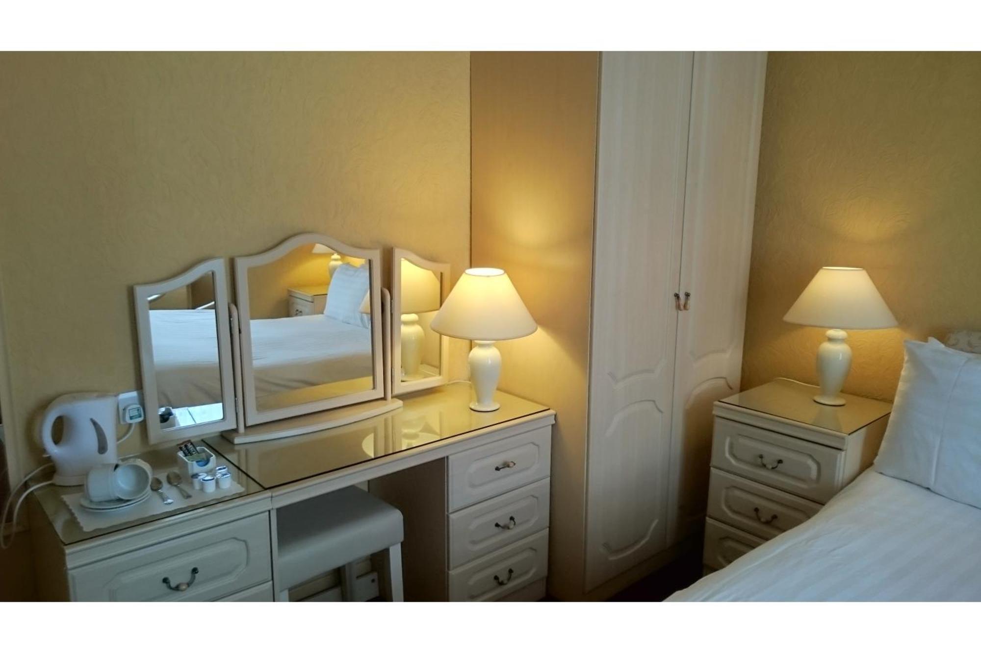 The Belgrave Hotel Тенбі Екстер'єр фото